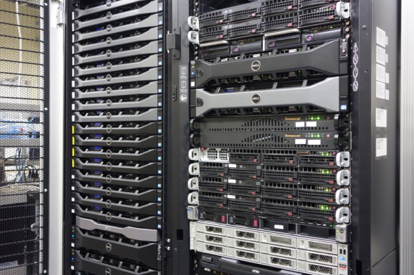 server-rack4.jpg