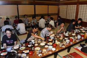 懇親会の様子